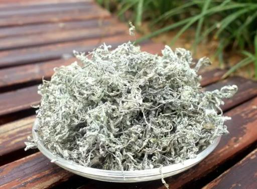 莓茶上白色粉末能溶于水嗎?莓茶為什么有白色粉粒