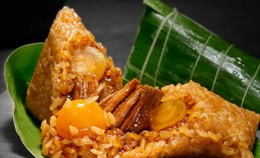 高壓鍋煮粽子為什么米都出來了 自己包的粽子煮多長時間能煮熟