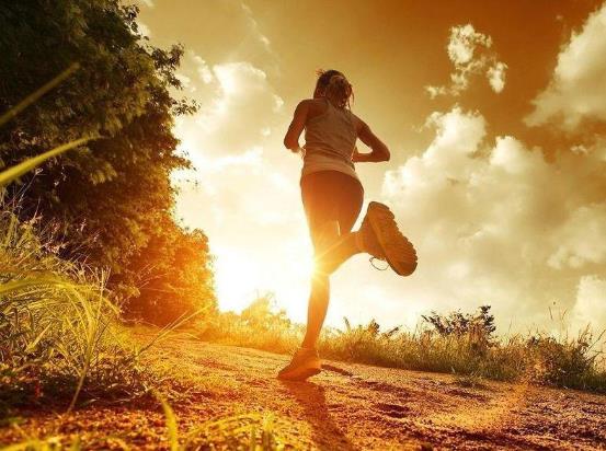 跑步能減肥嗎多久見效?跑步帶護膝是不是可以減小對膝蓋的傷害