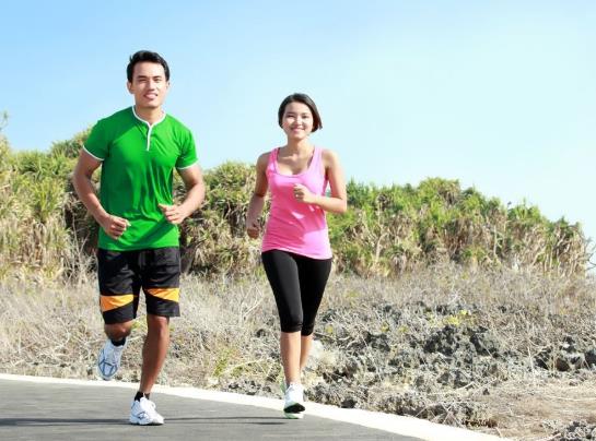 跑步穿暴汗服減脂快不快?暴汗服多久穿一次?