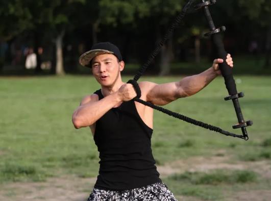 劉畊宏龍拳怎么避免大腿酸痛?劉畊宏龍拳練什么部位