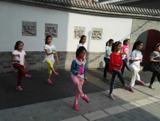 毽子操適合大體重嗎?毽子操一天做幾次一次練多久?