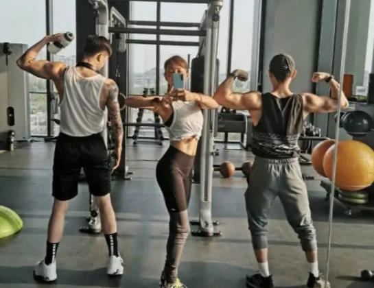 核心收緊怎樣才是到位了?馬甲線是要收緊核心才能出來嗎