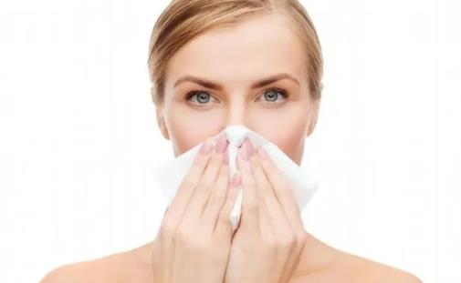 生理鹽水洗鼻子用冷水還是熱水 生理鹽水洗鼻子會影響核酸嗎