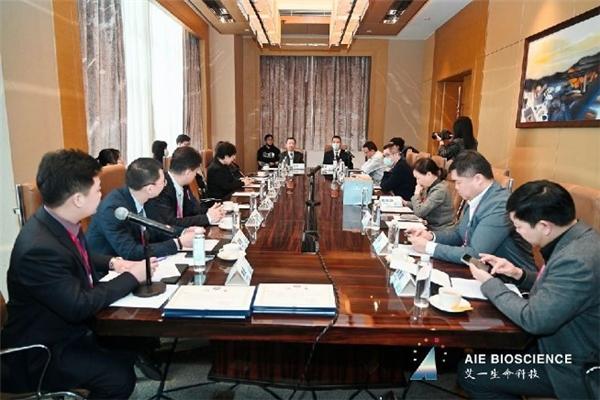 ���¡����I��������ͻ�� AIE®�����Ç��H�����t�W��ӑ���������_