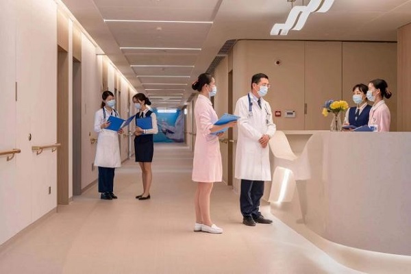 前海人壽廣州總醫院榮獲國際醫療旅游試點示范基地稱號 前海人壽廣州總醫院榮獲國際醫療旅游試點示范基地稱號