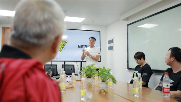 陽光興亞減肥訓(xùn)練營與華人一手共建軟組織徒手物理療法實(shí)踐基地 陽光興亞減肥訓(xùn)練營與華人一手共建軟組織徒手物理療法實(shí)踐基地