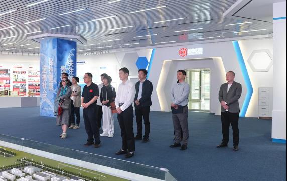 ���Ժ�һ���W�R���A��ˎ�{(di��o)��