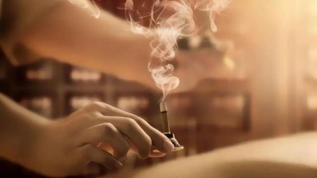 同云光灸:“中醫(yī)+科技”顛覆傳統(tǒng)艾灸 同云光灸:“中醫(yī)+科技”顛覆傳統(tǒng)艾灸