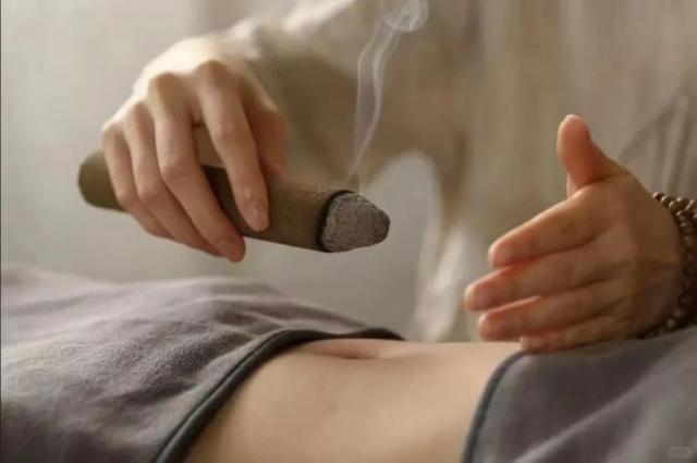 同云光灸:“中醫(yī)+科技”顛覆傳統(tǒng)艾灸 同云光灸:“中醫(yī)+科技”顛覆傳統(tǒng)艾灸