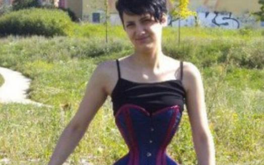 世界上腰最細的女人 腰臀比低到0.48