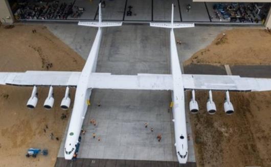 世界首架雙身飛機(jī) 能在平流層發(fā)射火箭