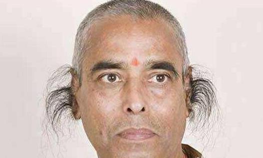 世界上耳毛最長的人 25厘米長的耳朵毛被寫入吉尼斯中