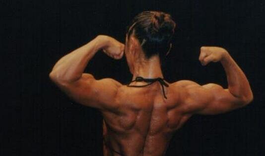 早期日本第一健美女神 54歲的神田知子依舊似少女