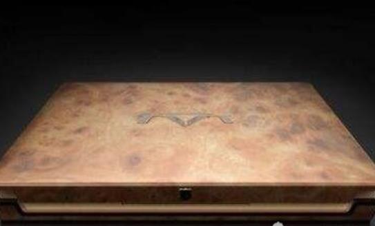 世界上最貴的電腦 最貴筆記本電腦Luvaglio700萬一臺