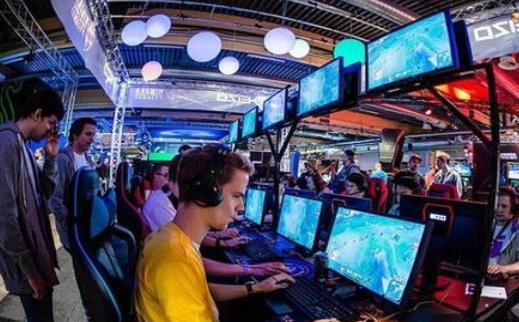 世界上最大的網(wǎng)吧 瑞典網(wǎng)吧內(nèi)2萬人同時(shí)開黑