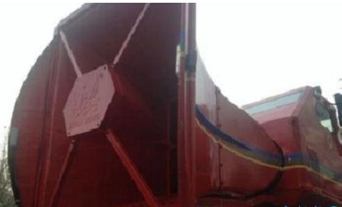 世界上最大的警報器 捍衛者喇叭口徑高2米6 寬2米4 身長達3米