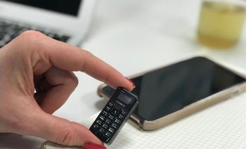 世界上最輕的手機 Tiny T1比硬幣還輕的佛系手機