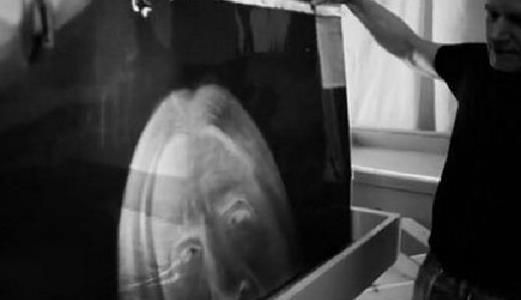 世界上最大的膠片相機 沖洗出來的照片7米高