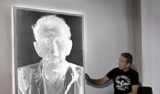 世界上最大的膠片相機 沖洗出來的照片7米高