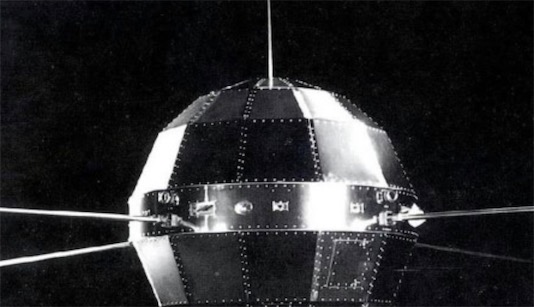 第一顆人造衛(wèi)星的總設(shè)計師 在1957年發(fā)射的衛(wèi)星由科羅廖夫總設(shè)計