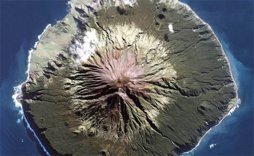 地球上距離大陸最遠的島嶼 特里斯坦·達庫尼亞群島距離南美洲3360km