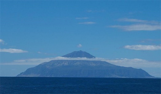 地球上距離大陸最遠的島嶼 特里斯坦·達庫尼亞群島距離南美洲3360km
