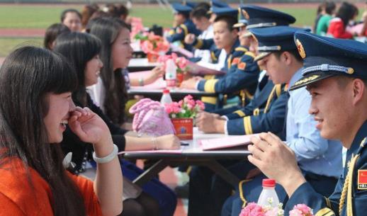 相親認識多久可以親熱?相親剛認識的男孩子怎么聊天