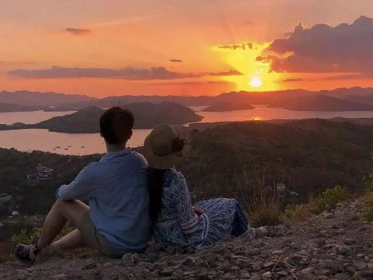 男生在什么情況下才會找前女友復合?如果前任找你復合怎么辦