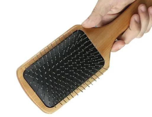 用氣囊梳真的對(duì)頭皮好嗎?脫發(fā)用什么梳子梳頭發(fā)最好?