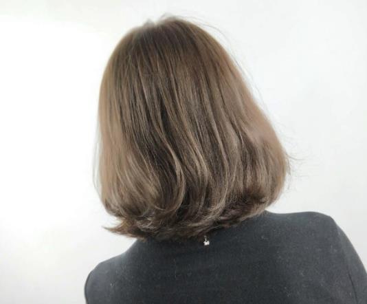 染發時不上色怎么補救?泡泡染發劑掉色是不是很快?