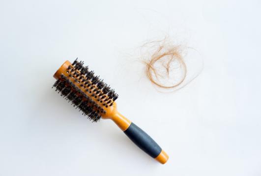 如何洗頭避免經常掉頭發?怎么護理頭發?