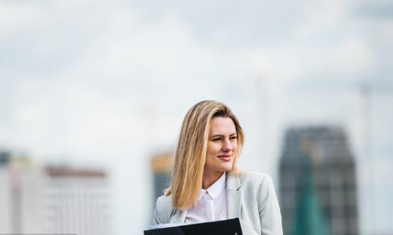 危害白領女性健康的五大壞習慣 不良工作壞習慣危害健康 危害白領女性健康的五大壞習慣 不良工作壞習慣危害健康