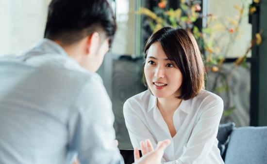 危害白領女性健康的五大壞習慣 不良工作壞習慣危害健康 危害白領女性健康的五大壞習慣 不良工作壞習慣危害健康