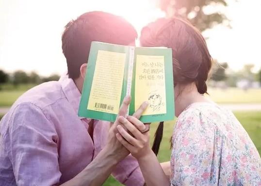 挽回前任需要每天聯(lián)系嗎?男人普遍對前任的態(tài)度是好是壞