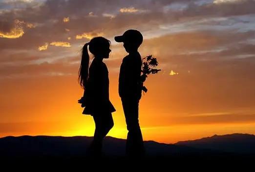 分手后男生有了新歡還會想前任嗎?女朋友和前任復合還能挽回嗎