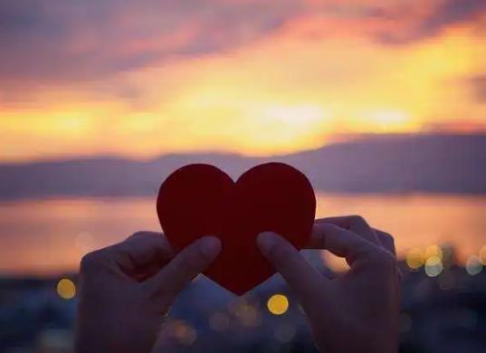 分手后男生有了新歡還會想前任嗎?女朋友和前任復合還能挽回嗎