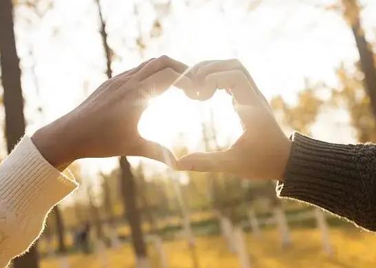 前男友找了新歡還有可能回來嗎?如果前任回頭要不要復合