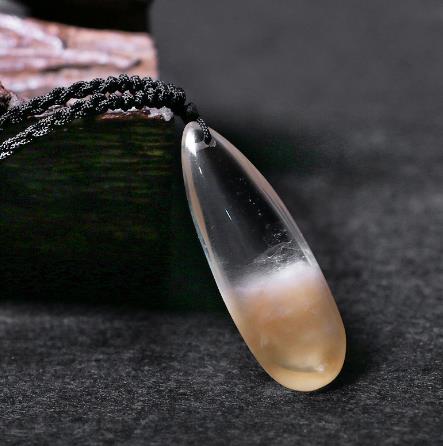 十大極品水晶排行榜,紫黃晶第一,月光石第二