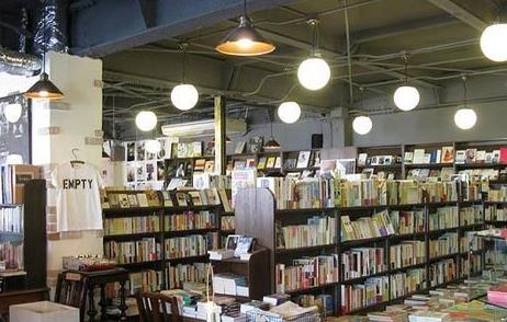 全球十大最佳書(shū)店排行榜,荷蘭馬斯特里赫特教堂書(shū)店有800年歷史