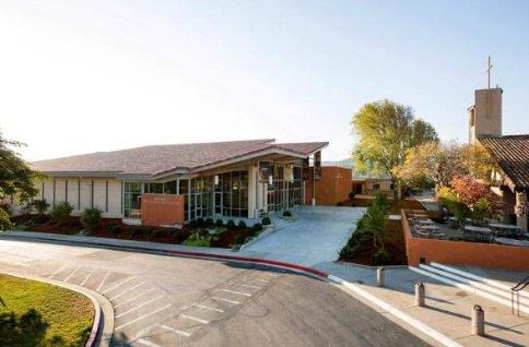 十大北京國際學校排行榜,北京力邁外國語學校學費15萬一年!