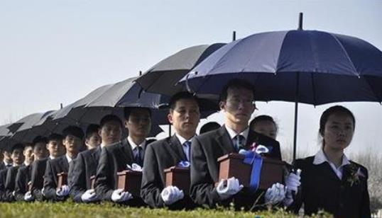 中國十大暴利行業排行榜,保健品行業第一,化妝品行業第二