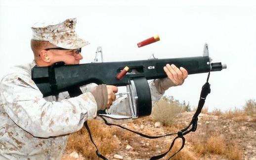 世界十大變態武器排行榜,反坦克狗第一,熱壓彈武器第二