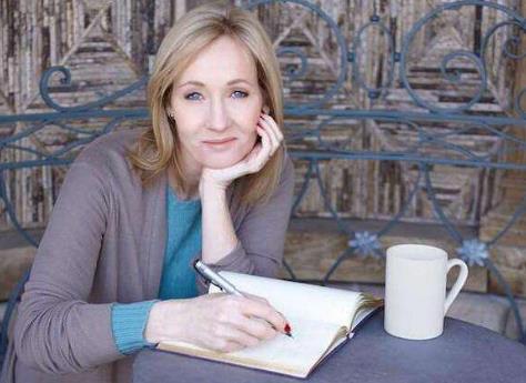 世界十大最有錢作家排行榜,JK羅琳凈資產69.344億人民幣!