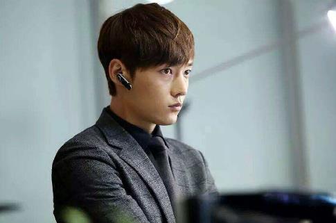 韓國十大演技男星排行榜,李鐘碩第一,金秀賢第二