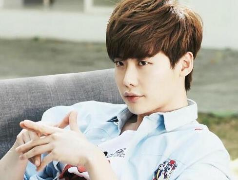 韓國十大校草明顯排行榜,權志龍粉絲最多,宋仲基第二