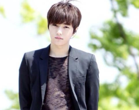 韓國十大校草明顯排行榜,權志龍粉絲最多,宋仲基第二