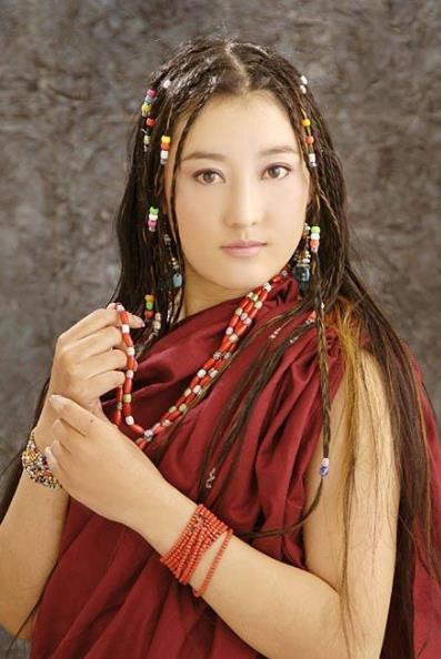 藏族十大美女排行榜,阿蘭·達瓦卓瑪第一,降央卓瑪第二