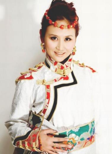 藏族十大美女排行榜,阿蘭·達瓦卓瑪第一,降央卓瑪第二