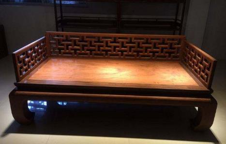 十大名貴木材排行榜,海南黃花梨最珍貴,紫檀木第二